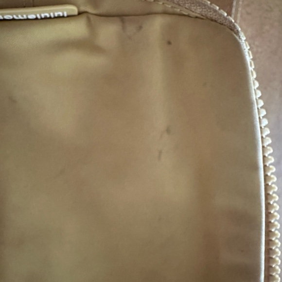 🍋 Lululemon 🍋Everywhere Belt Bag- Golden sand - Very Rare Color - Picture 11 of 11